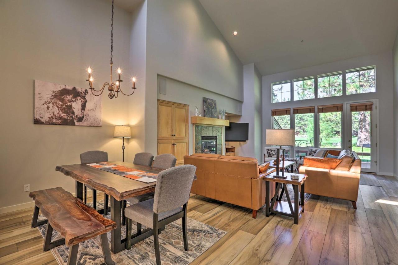 Bend Townhome With Golf Course Views And Private Deck! エクステリア 写真