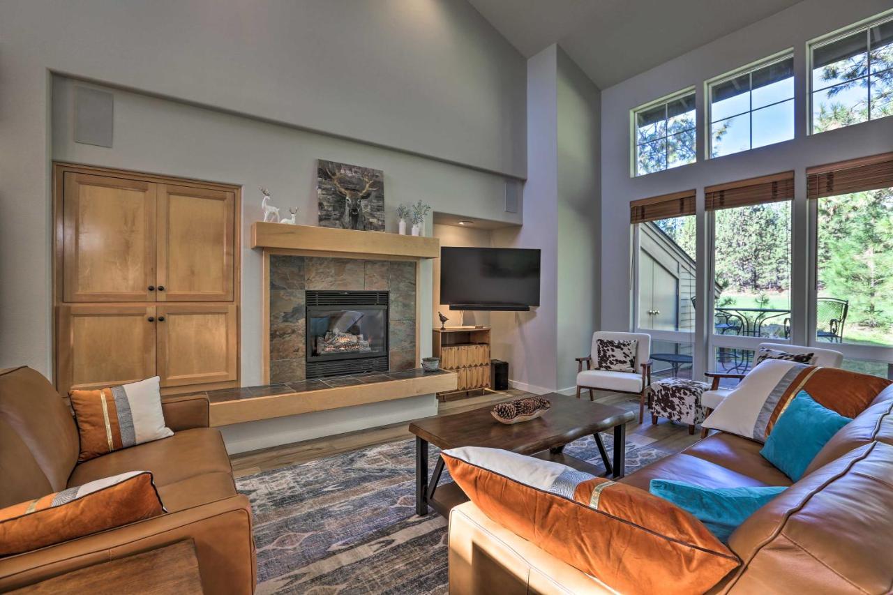 Bend Townhome With Golf Course Views And Private Deck! エクステリア 写真