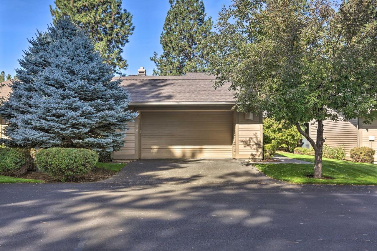 Bend Townhome With Golf Course Views And Private Deck! エクステリア 写真